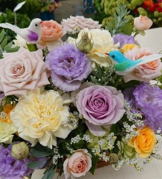 誕生日お祝い　アレンジメント♪｜「愛花」　（愛媛県松山市の花キューピット加盟店 花屋）のブログ