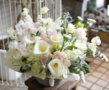 ＜御供アレンジメント＞お届けしました　三島市フローラント｜「フローラント」　（静岡県三島市の花キューピット加盟店 花屋）のブログ