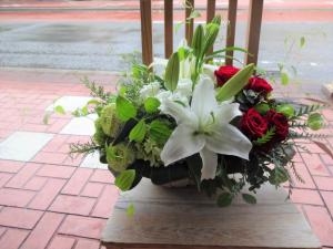 お誕生日アレンジなど・・・｜「緑花園」　（徳島県吉野川市の花キューピット加盟店 花屋）のブログ