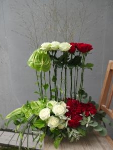 イタリアレストランへお届け！｜「緑花園」　（徳島県吉野川市の花キューピット加盟店 花屋）のブログ