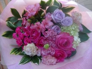 お誕生日の花束など｜「緑花園」　（徳島県吉野川市の花キューピット加盟店 花屋）のブログ