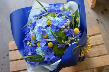 ブルー系のブーケ風花束｜「フラワーショップ花よど」　（熊本県天草市の花キューピット加盟店 花屋）のブログ