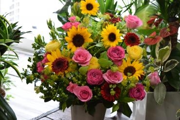 ひまわりのアレンジメント｜「フラワーショップ花よど」　（熊本県天草市の花キューピット加盟店 花屋）のブログ