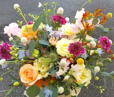 ミックスカラーのアレンジメント  フローラント｜「フローラント」　（静岡県三島市の花キューピット加盟店 花屋）のブログ