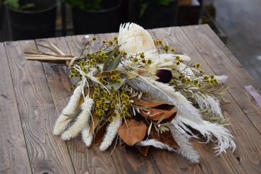 ドライフラワースワッグ｜「フラワーショップ花よど」　（熊本県天草市の花キューピット加盟店 花屋）のブログ
