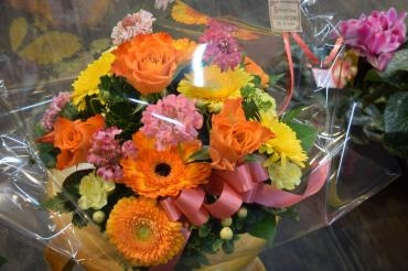 ガーベラ好きなお客様へ♪｜「フラワーショップ花よど」　（熊本県天草市の花キューピット加盟店 花屋）のブログ