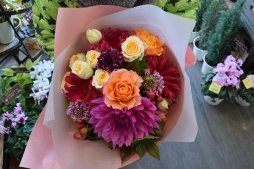 ブーケ風花束です♪｜「フラワーショップ花よど」　（熊本県天草市の花キューピット加盟店 花屋）のブログ
