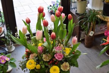 お誕生日のアレンジメント｜「フラワーショップ花よど」　（熊本県天草市の花キューピット加盟店 花屋）のブログ