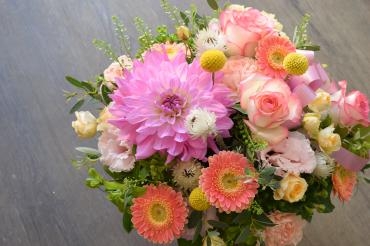 ご結婚御祝アレンジメント｜「フラワーショップ花よど」　（熊本県天草市の花キューピット加盟店 花屋）のブログ