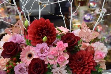 クリスマス風アレンジメント｜「フラワーショップ花よど」　（熊本県天草市の花キューピット加盟店 花屋）のブログ