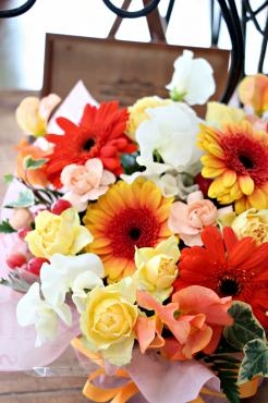お誕生日アレンジ｜「アライ花店」　（山形県山形市の花キューピット加盟店 花屋）のブログ