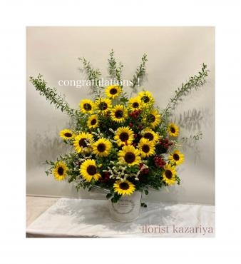 夏らしいアレンジメントのご紹介・・・｜「フローリスト飾り屋」　（鹿児島県鹿児島市の花キューピット加盟店 花屋）のブログ