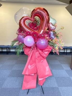 ご出演祝い＜バルーンスタンド花＞配達　三島市フローラント｜「フローラント」　（静岡県三島市の花キューピット加盟店 花屋）のブログ