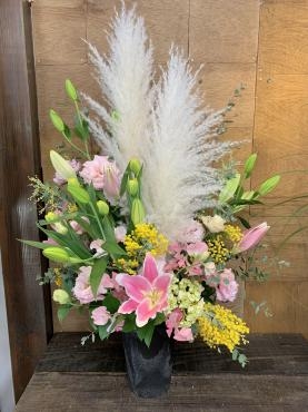 御命日に贈るアレンジメント｜「斎藤生花店」　（静岡県静岡市葵区の花キューピット加盟店 花屋）のブログ