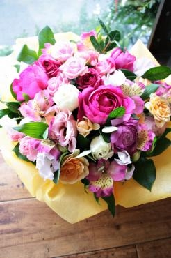 お誕生日アレンジメント｜「アライ花店」　（山形県山形市の花キューピット加盟店 花屋）のブログ