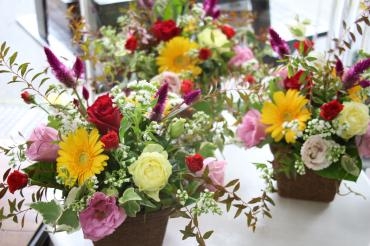 毎月お届けのお誕生日アレンジ♪｜「アライ花店」　（山形県山形市の花キューピット加盟店 花屋）のブログ