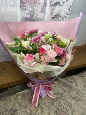 月曜日フレッシュなお花の入荷で・・・( *´艸｀)｜「フローリスト飾り屋」　（鹿児島県鹿児島市の花キューピット加盟店 花屋）のブログ