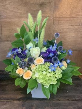 周年御祝いに贈るアレンジメント｜「斎藤生花店」　（静岡県静岡市葵区の花キューピット加盟店 花屋）のブログ