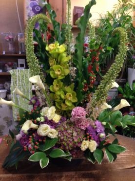 夏のアレンジ　＆　New　Ｆａｃｅ　(^o^)丿よろしくね～｜「フローリスト飾り屋」　（鹿児島県鹿児島市の花キューピット加盟店 花屋）のブログ