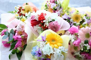 ミニブーケ｜「アライ花店」　（山形県山形市の花キューピット加盟店 花屋）のブログ