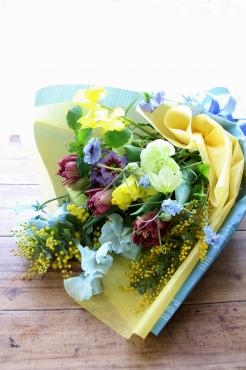 卒業式のお祝い花束｜「アライ花店」　（山形県山形市の花キューピット加盟店 花屋）のブログ