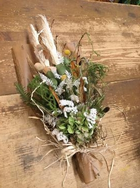 ドライＦスワッグ＆ハーブだより～｜「フローリスト飾り屋」　（鹿児島県鹿児島市の花キューピット加盟店 花屋）のブログ