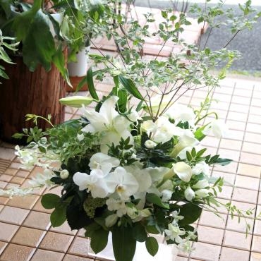 本日お届けの御供アレンジメント｜「フローラント」　（静岡県三島市の花キューピット加盟店 花屋）のブログ