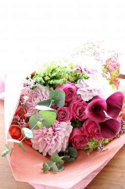女性の方へ贈る花束｜「アライ花店」　（山形県山形市の花キューピット加盟店 花屋）のブログ