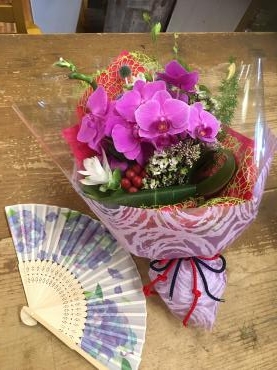 和ブーケ、サボテン、エアプランツ・・・｜「フローリスト飾り屋」　（鹿児島県鹿児島市の花キューピット加盟店 花屋）のブログ