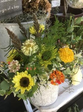 夏色アレンジメント　＆　オリジナルのハーバリウムです。｜「フローリスト飾り屋」　（鹿児島県鹿児島市の花キューピット加盟店 花屋）のブログ