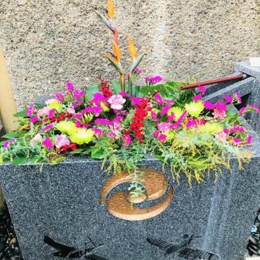 今年1回目、飛行神社の花手水｜「ポピー」　（京都府八幡市の花キューピット加盟店 花屋）のブログ