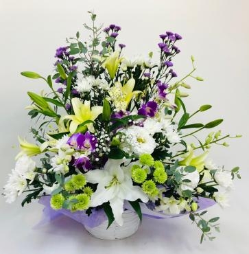 告別式　お供えアレンジ｜「彩季舎」　（群馬県高崎市の花キューピット加盟店 花屋）のブログ