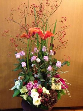 イチョウの　葉がハラリ～｜「フローリスト飾り屋」　（鹿児島県鹿児島市の花キューピット加盟店 花屋）のブログ