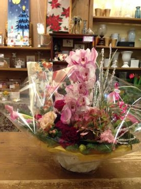 お花の効果～心に潤いとゆとりを・・・｜「フローリスト飾り屋」　（鹿児島県鹿児島市の花キューピット加盟店 花屋）のブログ