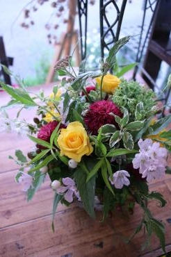 今日のアレンジ｜「アライ花店」　（山形県山形市の花キューピット加盟店 花屋）のブログ