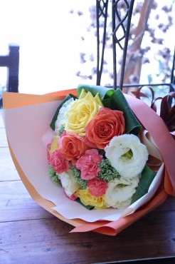 イエローオレンジ系の花束｜「アライ花店」　（山形県山形市の花キューピット加盟店 花屋）のブログ