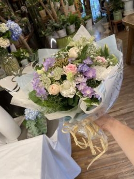 爽やかな印象で・・・｜「フローリスト飾り屋」　（鹿児島県鹿児島市の花キューピット加盟店 花屋）のブログ