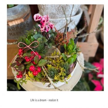 ギフト＆師走の風物詩・・・｜「フローリスト飾り屋」　（鹿児島県鹿児島市の花キューピット加盟店 花屋）のブログ