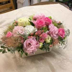 ロマンチックな色の働き・・・・｜「フローリスト飾り屋」　（鹿児島県鹿児島市の花キューピット加盟店 花屋）のブログ