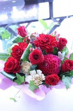 還暦の御祝アレンジ｜「アライ花店」　（山形県山形市の花キューピット加盟店 花屋）のブログ