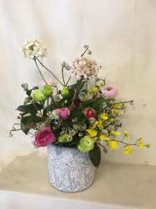 春の花たちの出番です・・・フレッシュからドライまで・・・☆彡｜「フローリスト飾り屋」　（鹿児島県鹿児島市の花キューピット加盟店 花屋）のブログ