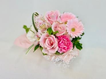 お誕生日のお祝い　アレンジメント｜「彩季舎」　（群馬県高崎市の花キューピット加盟店 花屋）のブログ