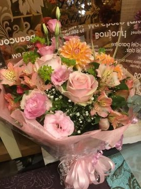 年度末の花束・アレンジなどなど・・・｜「フローリスト飾り屋」　（鹿児島県鹿児島市の花キューピット加盟店 花屋）のブログ