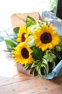 男性の方へ贈られる花束｜「アライ花店」　（山形県山形市の花キューピット加盟店 花屋）のブログ