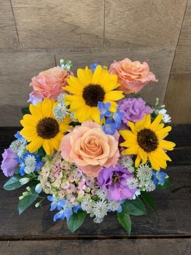 ミックスカラーのアレンジメント｜「斎藤生花店」　（静岡県静岡市葵区の花キューピット加盟店 花屋）のブログ