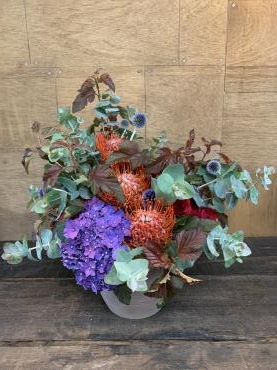 移転オープン御祝いに贈るアレンジメント｜「斎藤生花店」　（静岡県静岡市葵区の花キューピット加盟店 花屋）のブログ
