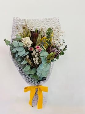 お誕生祝い　ドライフラワーの花束｜「彩季舎」　（群馬県高崎市の花キューピット加盟店 花屋）のブログ