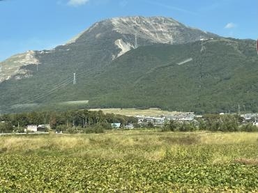 伊吹山に登ってきました｜「ポピー」　（京都府八幡市の花キューピット加盟店 花屋）のブログ