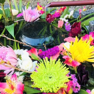 今週の飛行神社の花手水｜「ポピー」　（京都府八幡市の花キューピット加盟店 花屋）のブログ