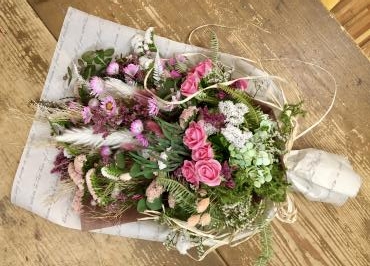 今週のお届けセレクション・・・｜「フローリスト飾り屋」　（鹿児島県鹿児島市の花キューピット加盟店 花屋）のブログ
